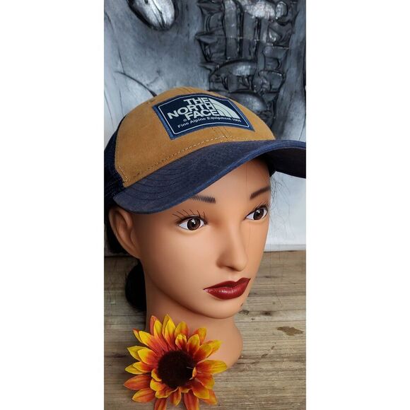 The North Face hat - Picture 1 of 4